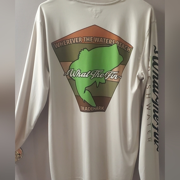 What The Fin Men's Cream Long Sleeve Shirt With Design On Back And Front. Sz M - Picture 3 of 4